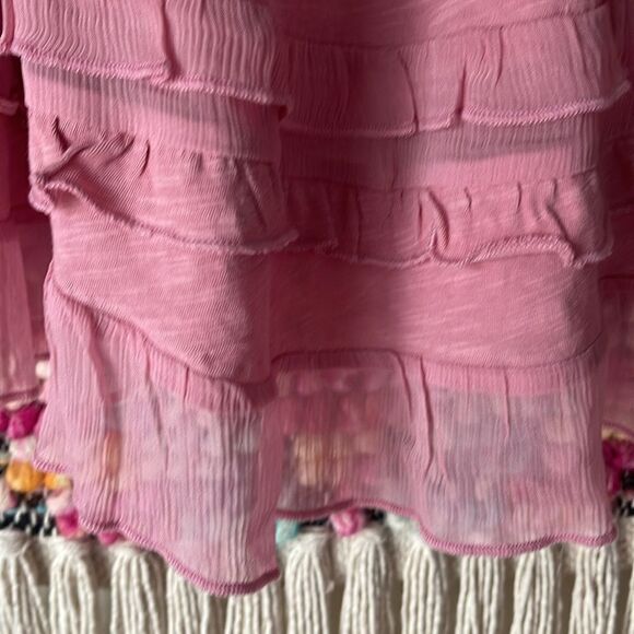 NWT Anthropologie Romantic top. Super cute!! - Picture 2 of 4